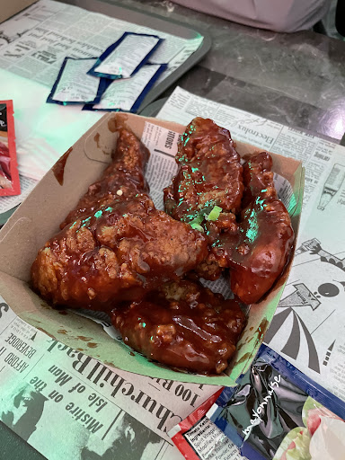 Photo of Madbuns Swansea - 32 St Helen's Rd, Swansea SA1 4AY